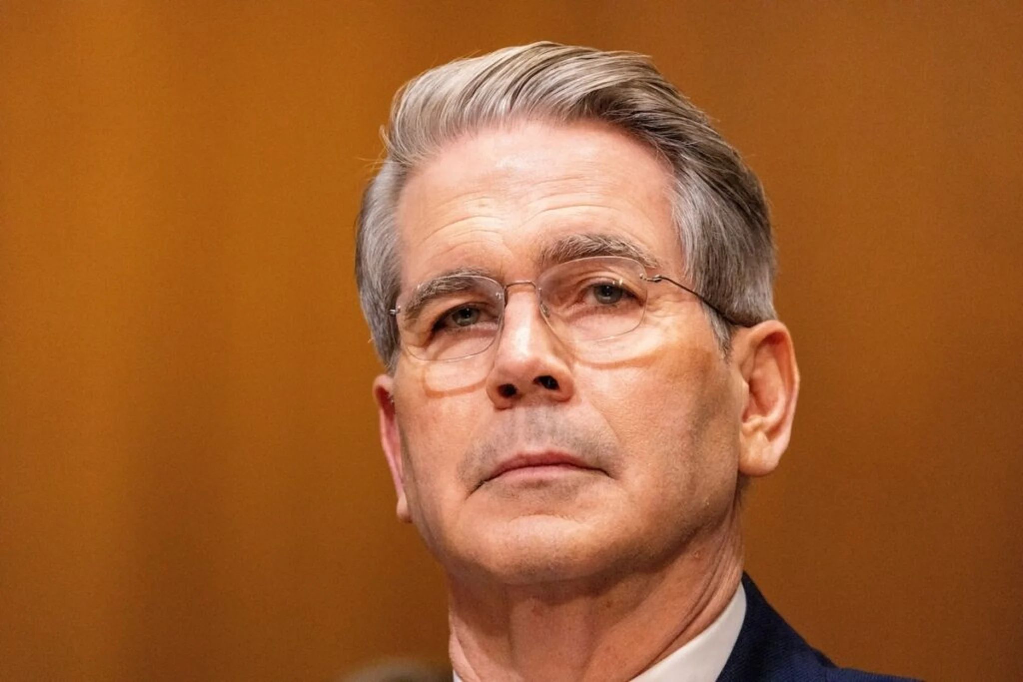 Scott Bessent déclare que la Fed "fait la bonne chose" en restant assise et en observant les taux d'intérêt face à l'incertitude liée à la guerre en Iran | Benzinga France