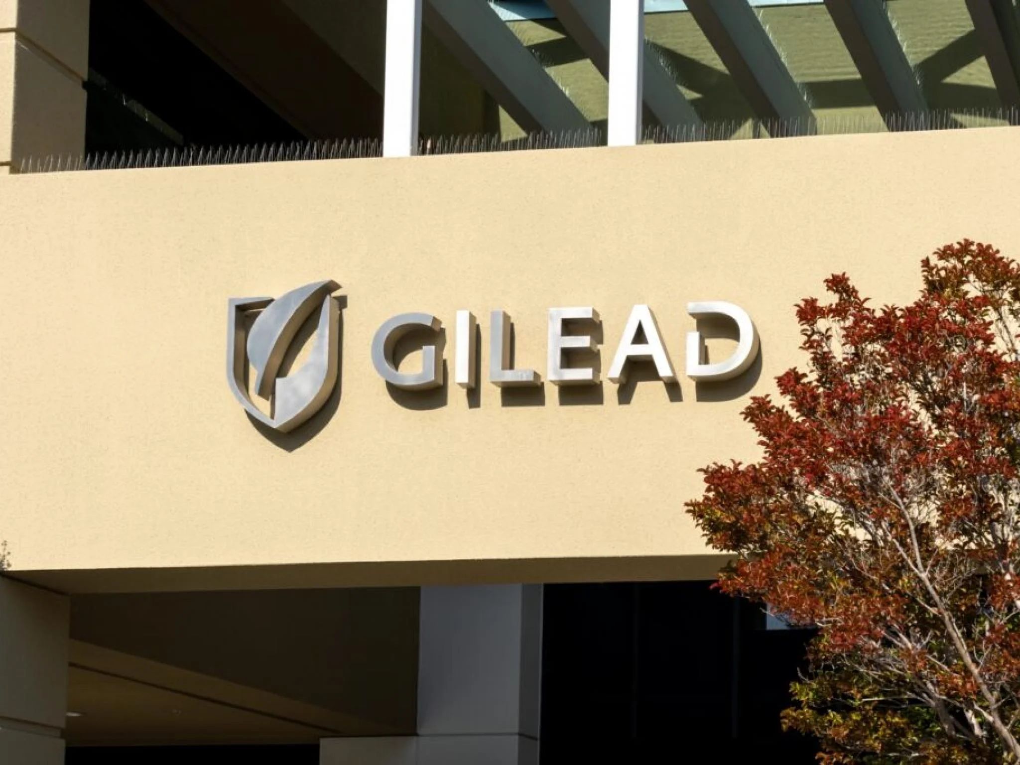 Cet analyste de Gilead Sciences débute la couverture avec une note optimiste ; voici les 5 principales initiations pour jeudi | Benzinga France
