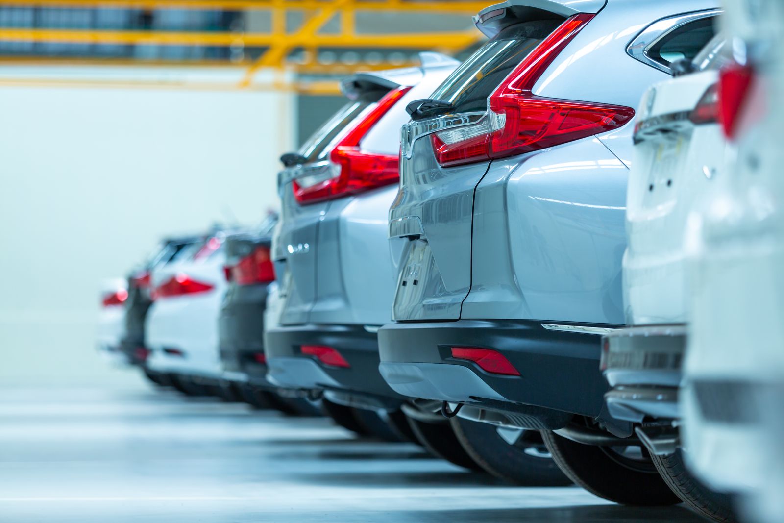 Is Carvana Stock Underperforming the S&P 500?