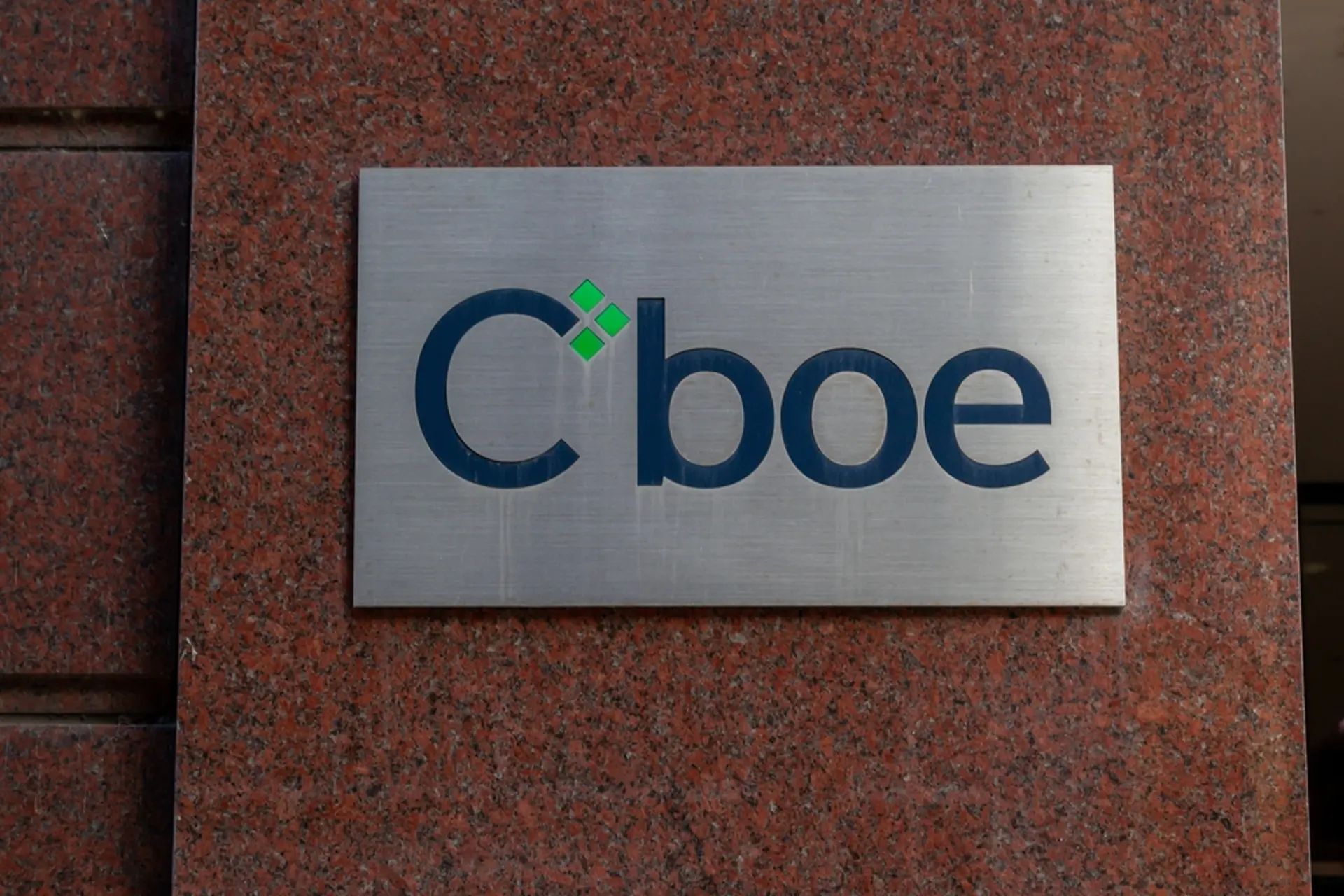 CBOE, '예측시장 닮은' 기업 실적 이진옵션 추진…코인베이스 거래량도 베팅 대상