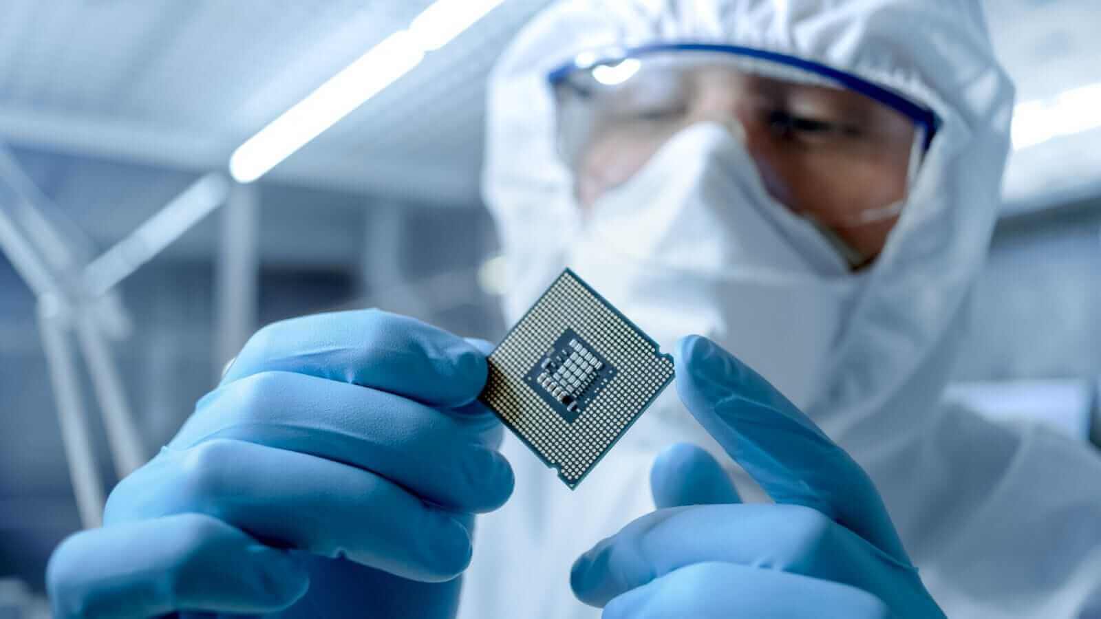 Why the China-Led Weakness in NXP Semiconductors Stock Could Open Doors for Speculators