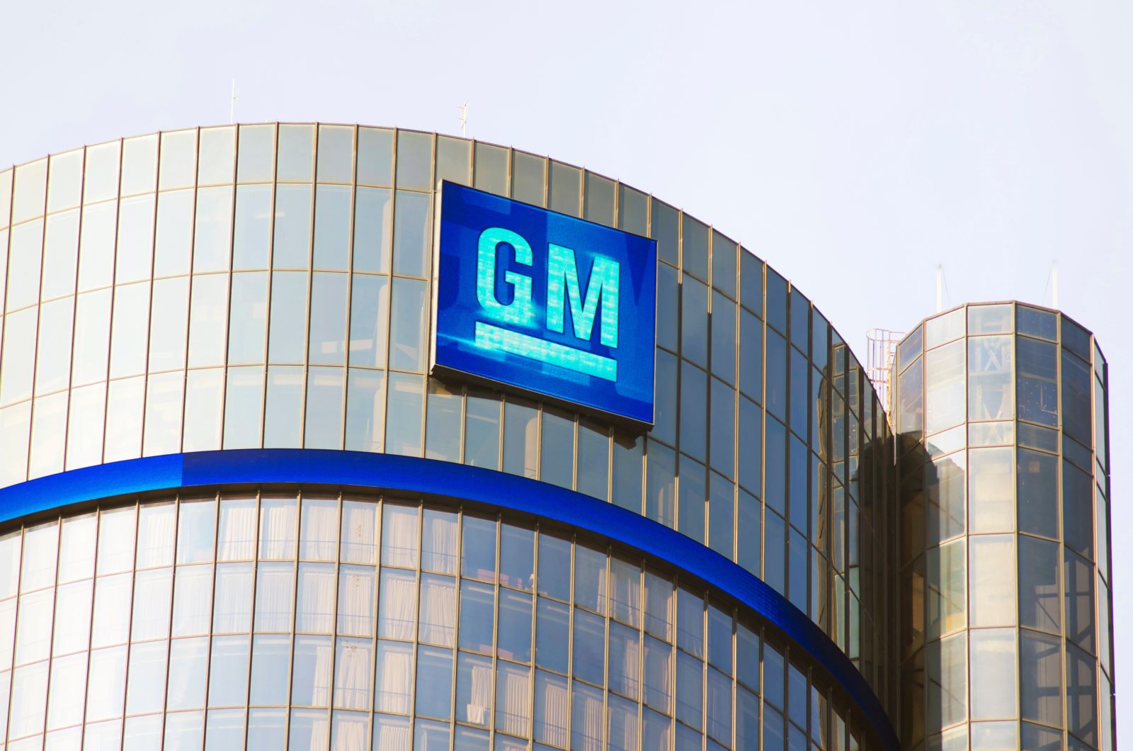 General Motors vs. Ford: 1 Auto Giant Is Winning the EV Race