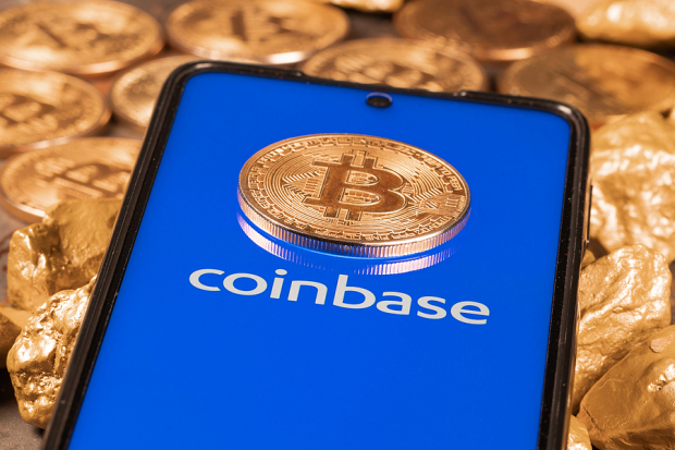ETFs in Spotlight as Coinbase Lags Q4 Earnings & Revenue Estimates