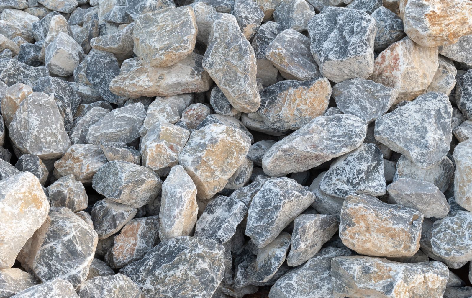 Vulcan Materials Stock: Analyst Estimates & Ratings