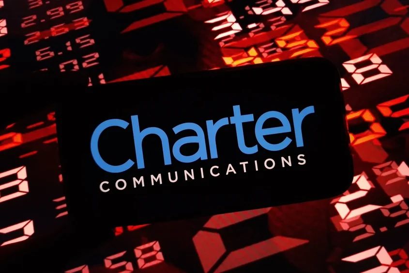 Top 3 Tech And Telecom That Could Lead To Your Biggest Gains This Month - Charter Communications (NASDAQ:CHTR), Fangdd Network Group (NASDAQ:DUO)