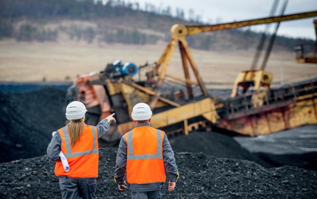 Is VMC Worth Buying as Pricing Strength Meets a Premium Valuation?